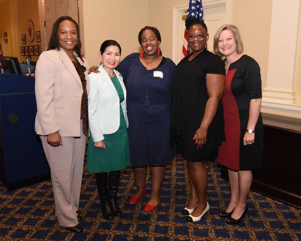 L to R: Gina James, TFS CEO, Yumi Hogan, First Lady, Yasmeine Ford, TFS student, Angela Williams, TFS Program Therapist, Kelli Kunert,  TFS Director of Communications & Development